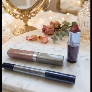 Shimmering Lip Gloss and Lipstick Set